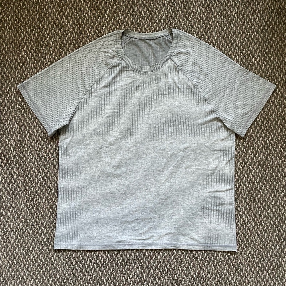 Lululemon Metal Vent Tech SS XL
